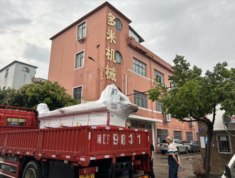 順德(dé)客戶時隔兩年訂機